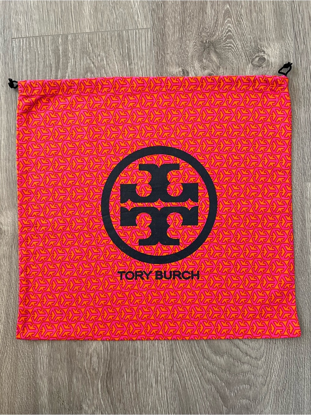 Tory Burch dust bag (C969)